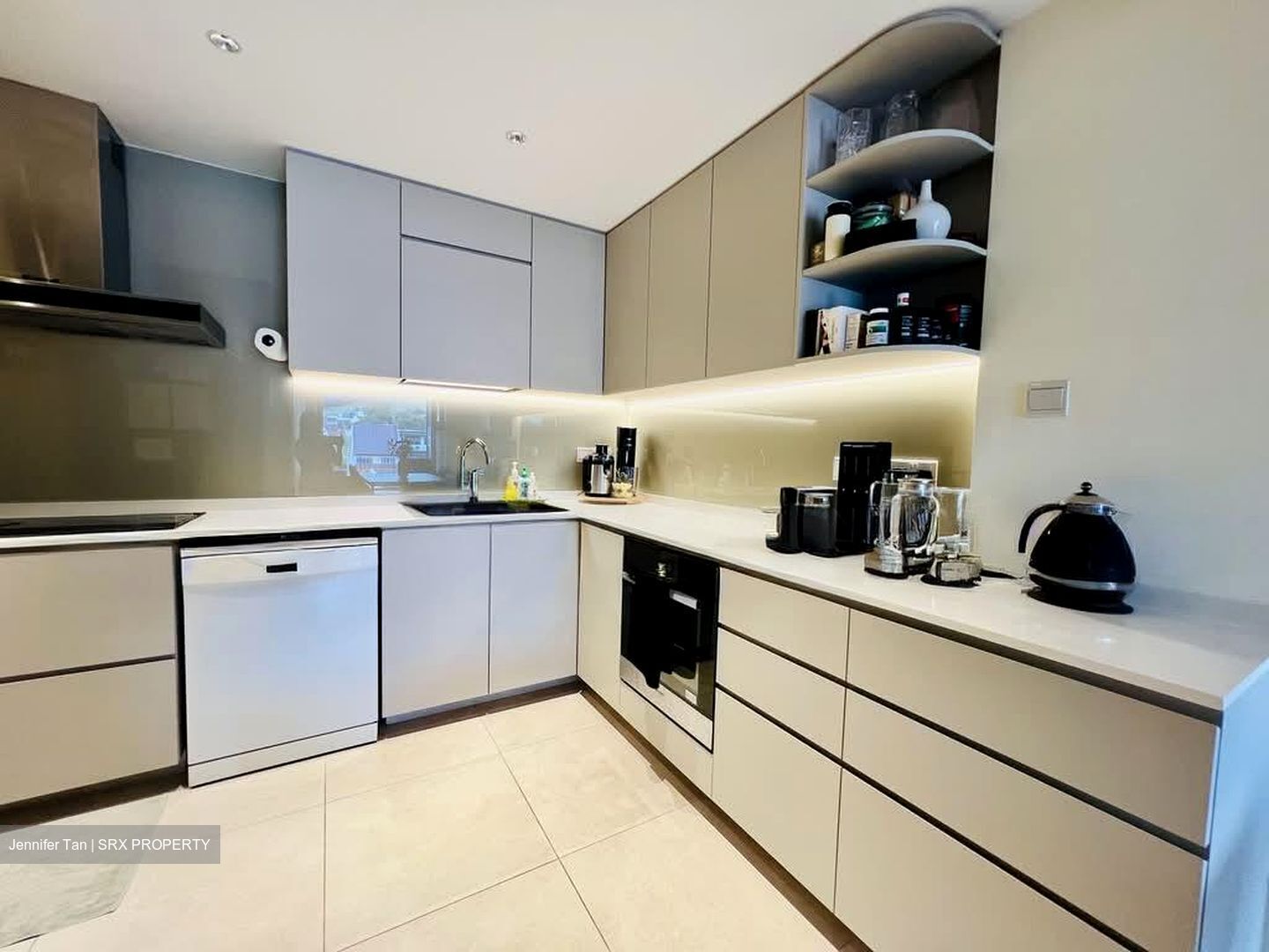 Hilltop Grove (D23), Condominium #601114241